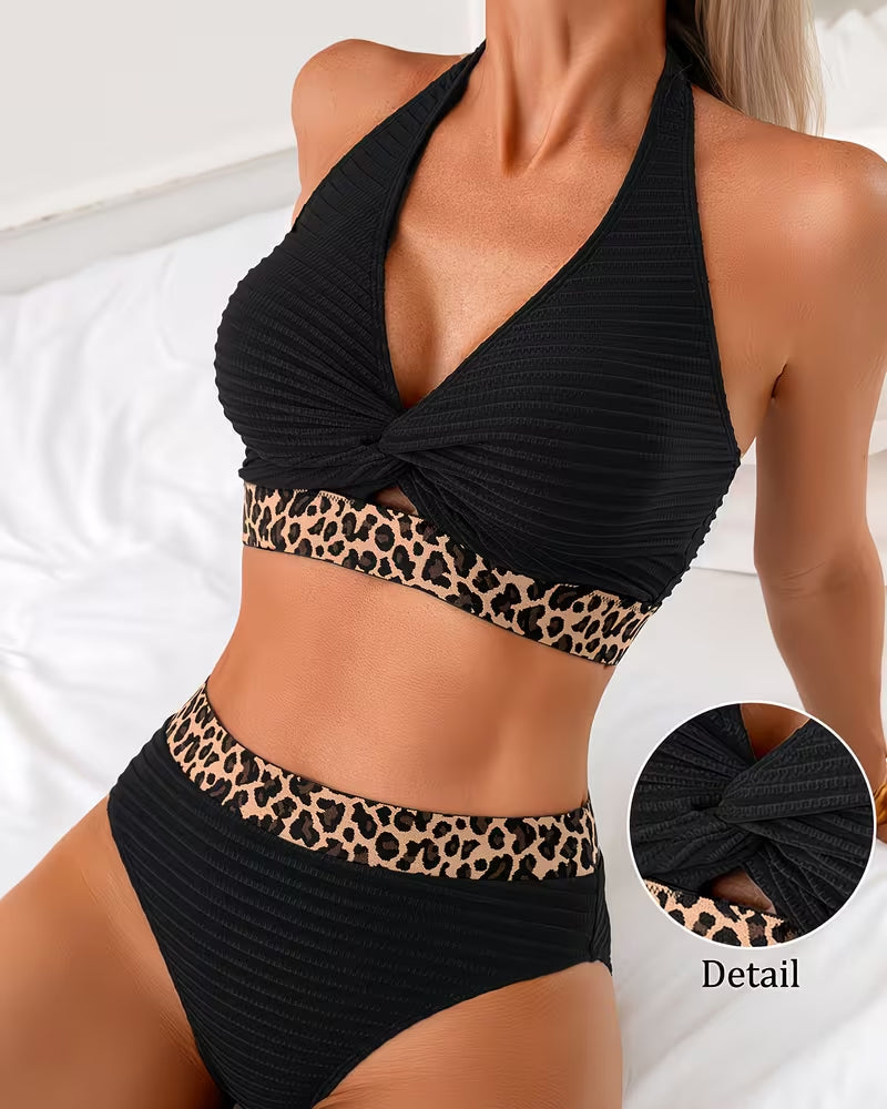 Bikini de rayas con estampado de leopardo y bloques de color