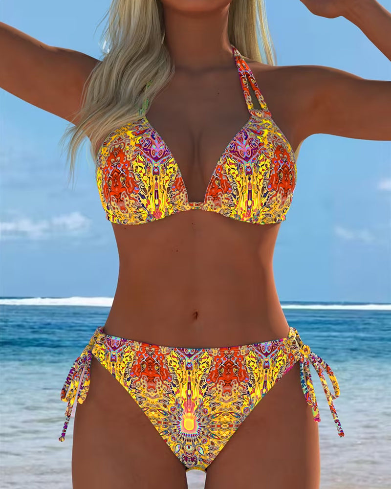 Bikini colorido con estampado halter