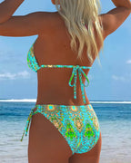 Bikini colorido con estampado halter