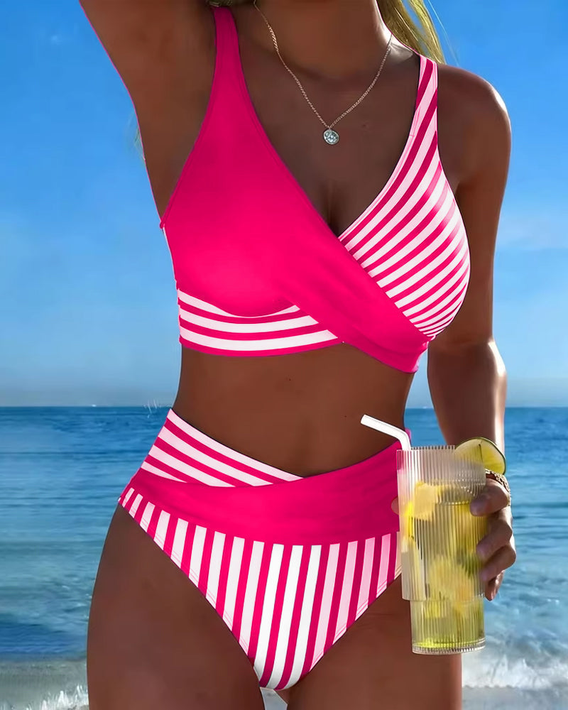 Bikini estampado con rayas cruzadas