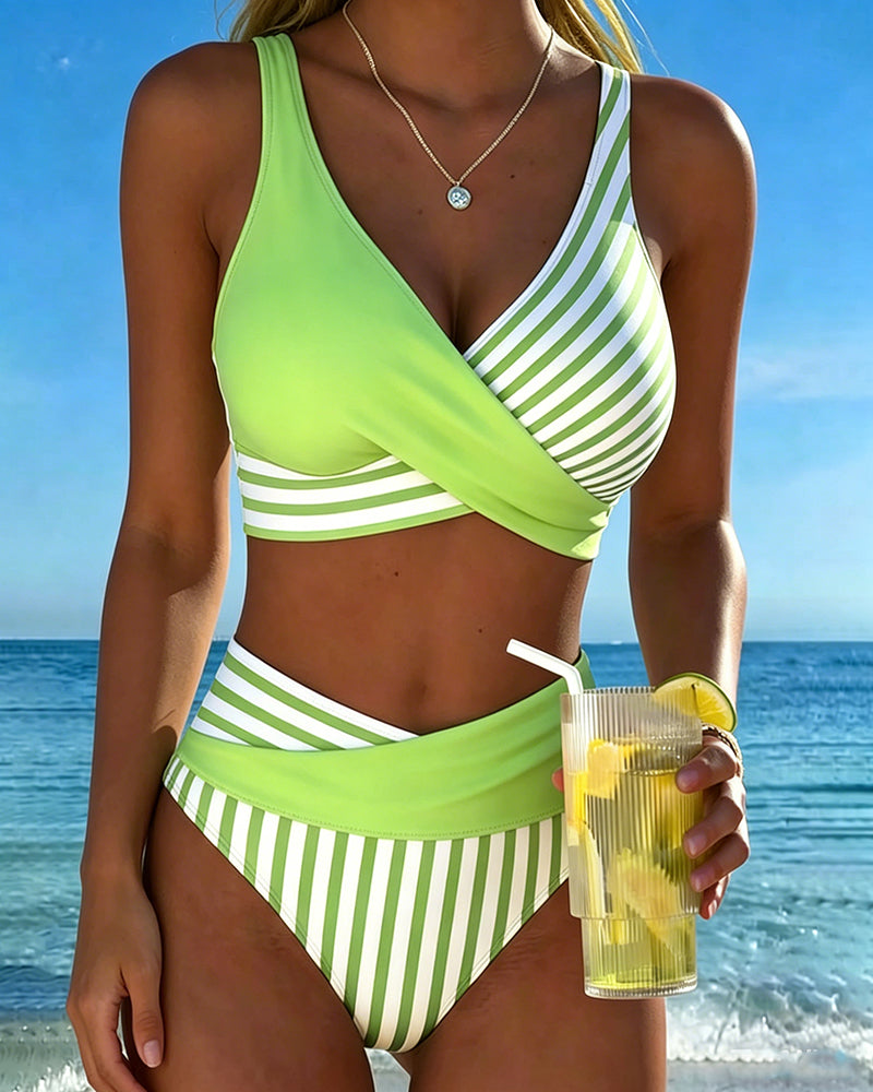 Bikini estampado con rayas cruzadas