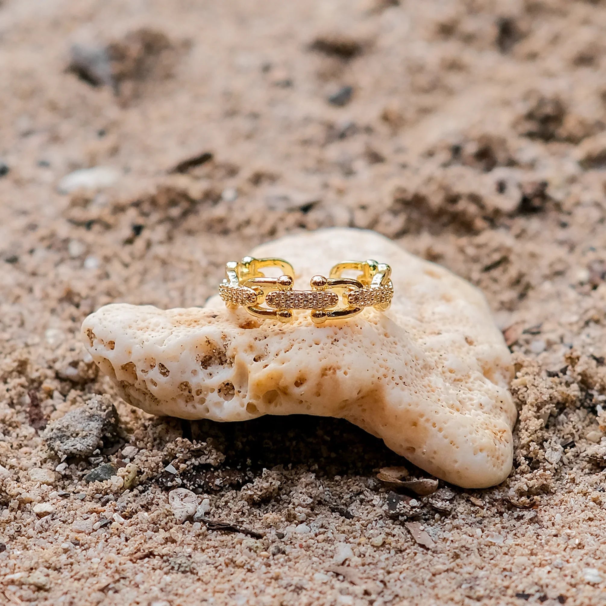 Chloe Gold Ring – LN