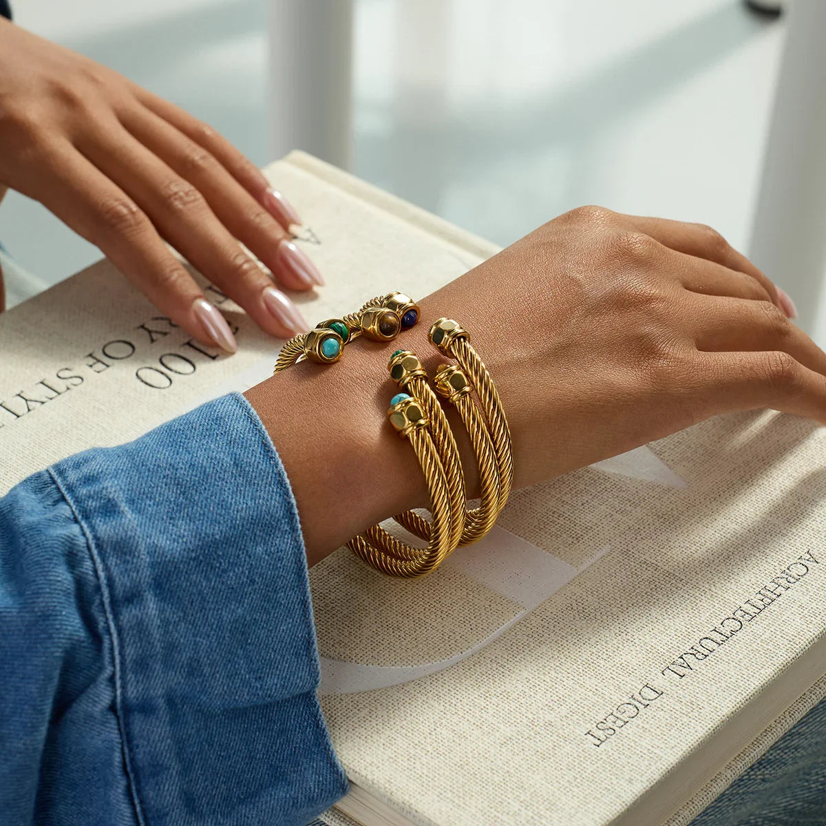 Thea Gold Bracelet 