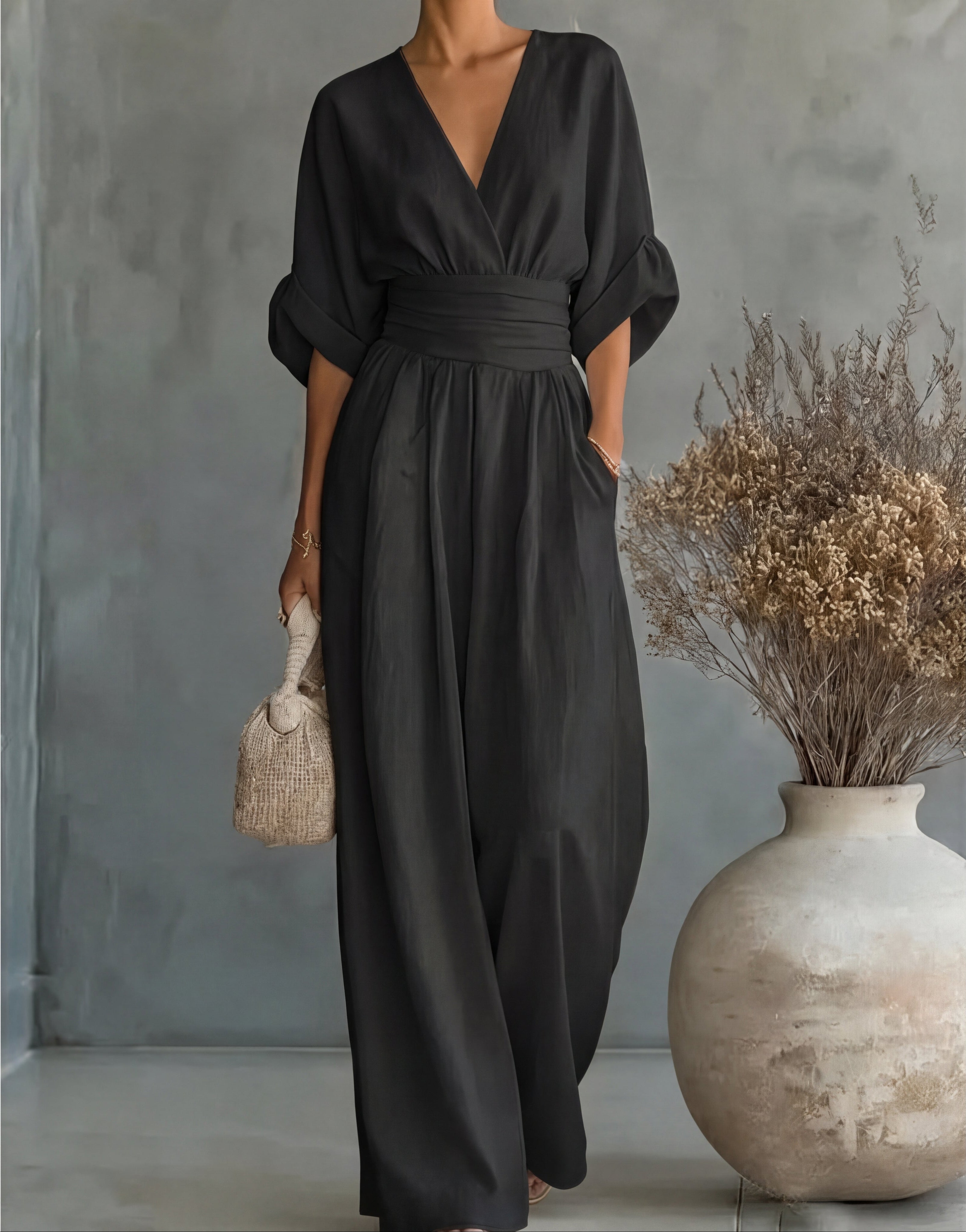Jennifer - Mono elegante de escote en V y pierna ancha