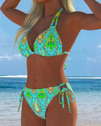 Bikini colorido con estampado halter