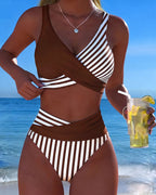 Bikini estampado con rayas cruzadas
