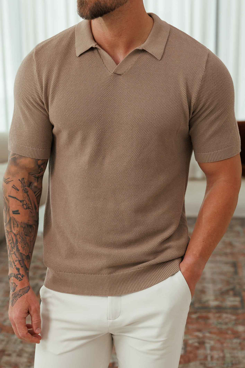 Polo de cachemira premium de corte ajustado
