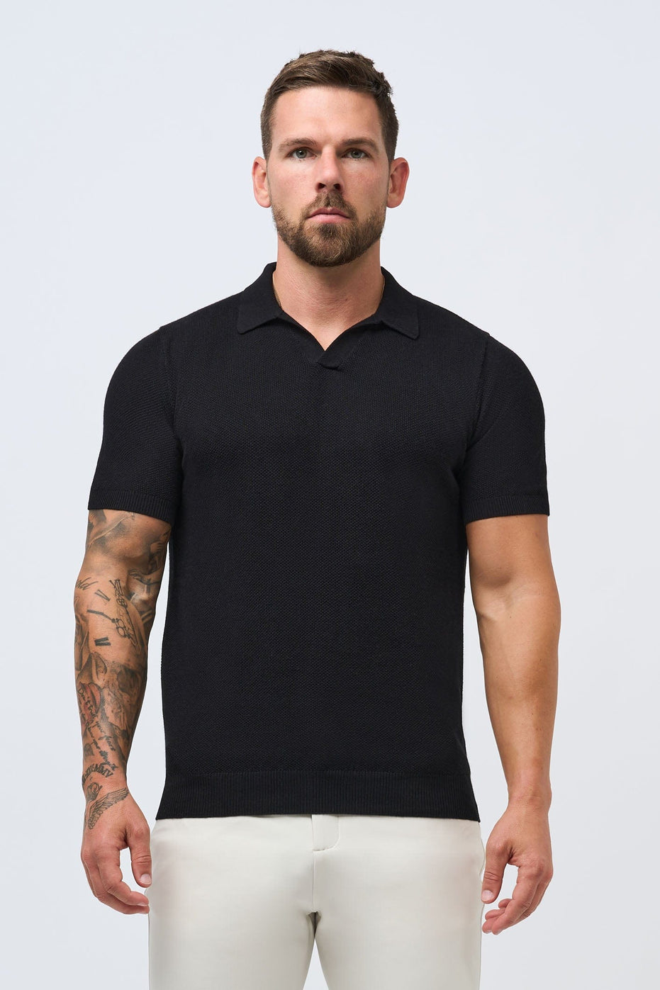 Polo de cachemira premium de corte ajustado