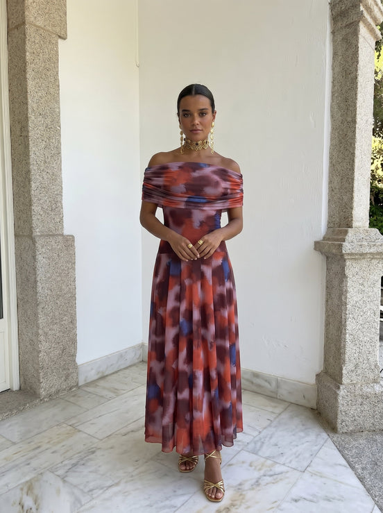 Vestido de Toledo con estampado en naranja y marrón